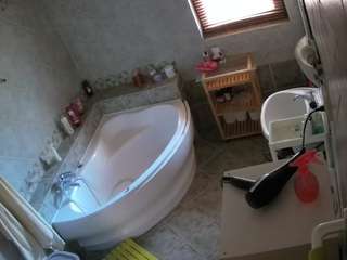le modèle voyeurcam-julmodels-bath-1st-2 est en webcam porno dans un show sur le site camsoda, il possède les tags suivants: athletic,babe,body massage,brown eyes,flashing,full nudity,julmodels-house,no drinking,big tits,blonde hair,hd,shower