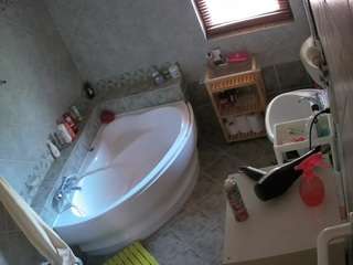 voyeurcam-julmodels-bath-1st-2 - Live HD Webcam