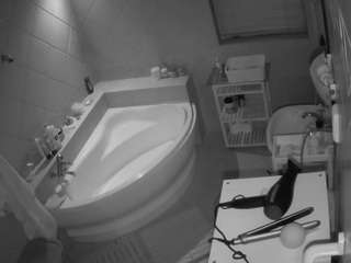 voyeurcam-julmodels-bath-1st-2 Sex Cam Show
