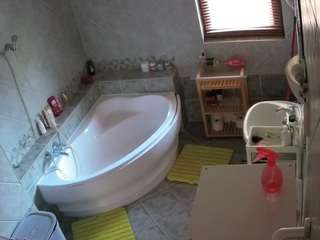 Julmodels Bathroom 1st Floor-2 live webcam show