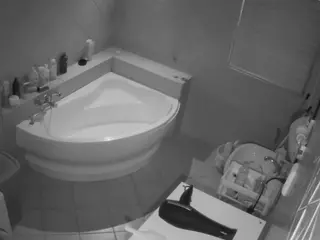 Julmodels Bathroom 1st Floor-2's Live Sex Cam Show