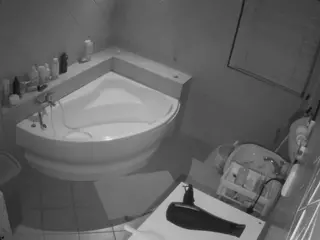 Julmodels Bathroom 1st Floor-2's Live Sex Cam Show