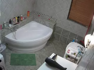 Julmodels Bathroom 1st Floor-2's Live Sex Cam Show