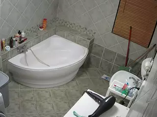 Julmodels Bathroom 1st Floor-2's Live Sex Cam Show