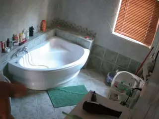 Julmodels Bathroom 1st Floor-2's Live Sex Cam Show