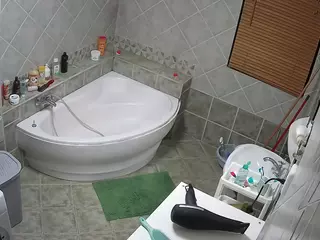 Julmodels Bathroom 1st Floor-2's Live Sex Cam Show