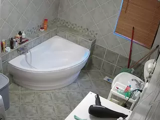 Julmodels Bathroom 1st Floor-2's Live Sex Cam Show