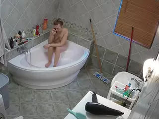 Julmodels Bathroom 1st Floor-2's Live Sex Cam Show