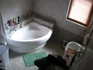 Julmodels Bathroom 1st Floor-2's Live Sex Cam Show