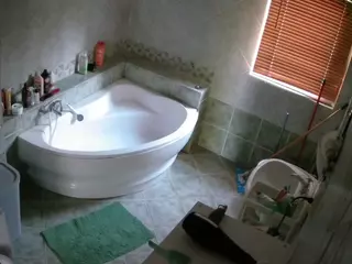 Julmodels Bathroom 1st Floor-2's Live Sex Cam Show