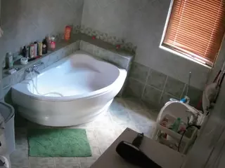 Julmodels Bathroom 1st Floor-2's Live Sex Cam Show