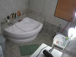 Julmodels Bathroom 1st Floor-2's Live Sex Cam Show