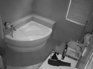 Julmodels Bathroom 1st Floor-2's Live Sex Cam Show