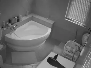 Julmodels Bathroom 1st Floor-2's Live Sex Cam Show