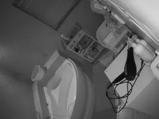 Julmodels Bathroom 1st Floor-2's Live Sex Cam Show