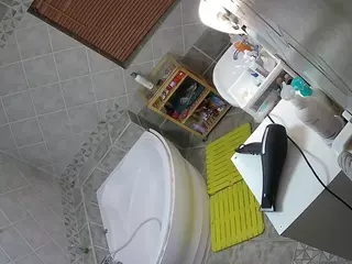 Julmodels Bathroom 1st Floor-2's Live Sex Cam Show