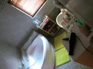 Julmodels Bathroom 1st Floor-2's Live Sex Cam Show
