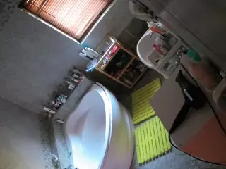 Julmodels Bathroom 1st Floor-2's Live Sex Cam Show