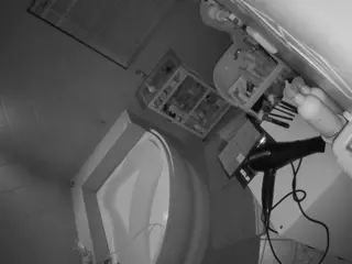 Julmodels Bathroom 1st Floor-2's Live Sex Cam Show