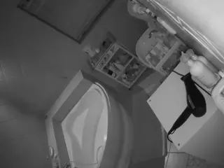 Julmodels Bathroom 1st Floor-2's Live Sex Cam Show