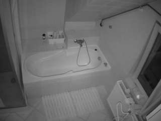 voyeurcam-julmodels-bath-2nd-1 Shower Cams camsoda