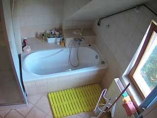 voyeurcam-julmodels-bath-2nd-1 camsoda Mens Chat Gay 