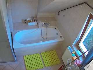 voyeurcam-julmodels-bath-2nd-1 camsoda Live Cam To Cam Free 