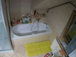 Free Cam Models camsoda voyeurcam-julmodels-bath-2nd-1