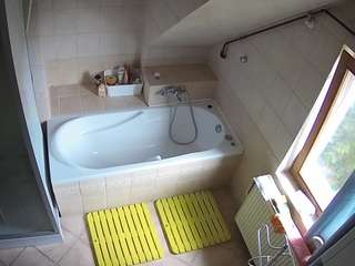 voyeurcam-julmodels-bath-2nd-1 Adult Cam Models camsoda