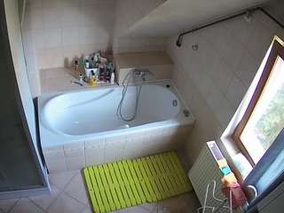 Lenavela camsoda voyeurcam-julmodels-bath-2nd-1