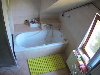 voyeurcam-julmodels-bath-2nd-1 House Voyeur Cam camsoda