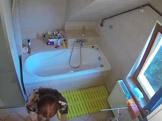 voyeurcam-julmodels-bath-2nd-1 Female Model Sites camsoda