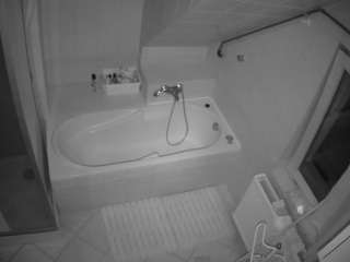 Nude Italian Models camsoda voyeurcam-julmodels-bath-2nd-1