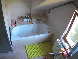 Model Sexr camsoda voyeurcam-julmodels-bath-2nd-1