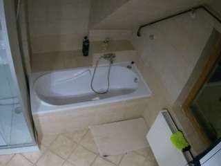 voyeurcam-julmodels-bath-2nd-1 webcam model