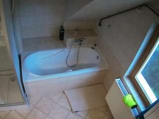 Julmodels Bathroom 2nd Floor-1