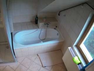 Julmodels Bathroom 2nd Floor-1