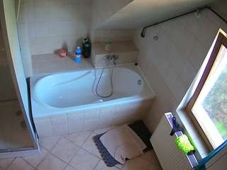 Julmodels Bathroom 2nd Floor-1
