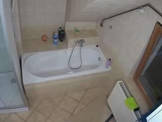 Julmodels Bathroom 2nd Floor-1