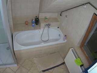Julmodels Bathroom 2nd Floor