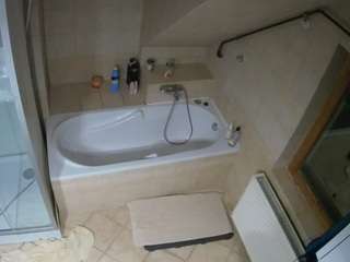 voyeurcam-julmodels-bath-2nd-1