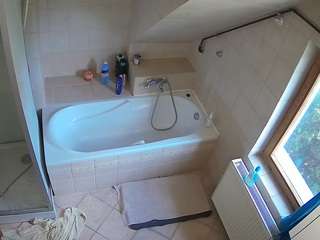 Julmodels Bathroom 2nd Floor-1