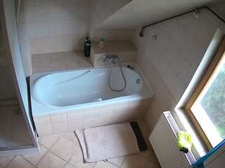 voyeurcam-julmodels-... webcam