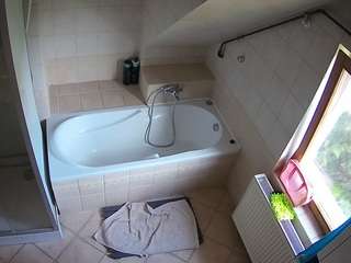 Julmodels Bathroom 2nd Floor-1
