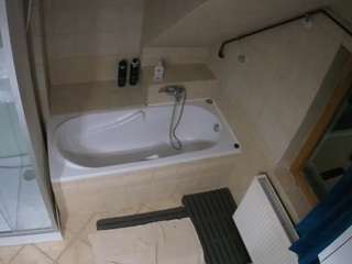 Julmodels Bathroom 2nd Floor-1