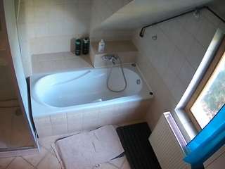 Julmodels Bathroom 2nd Floor-1