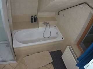 Julmodels Bathroom 2nd Floor-1