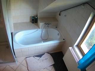 Julmodels Bathroom 2nd Floor-1