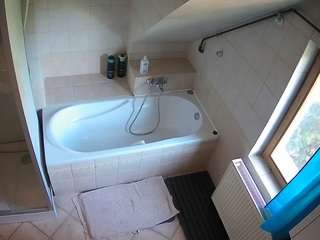 Julmodels Bathroom 2nd Floor-1