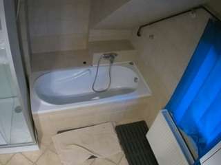 voyeurcam-julmodels-bath-2nd-1